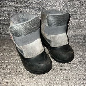The North Face Toddler Alpenglow II Boots Size 8 Gray